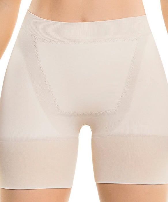 1502 - Seamless Instant Definition Butt-Lifting Thermal Shorts - BW